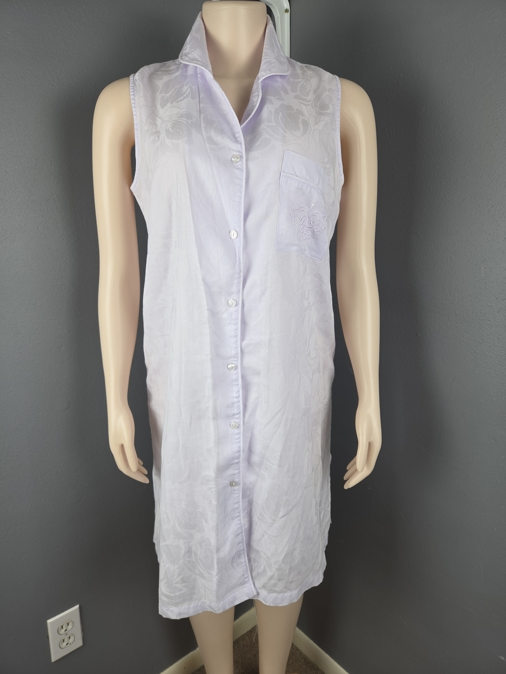 Miss Elaine White Classic Sleepwear Top